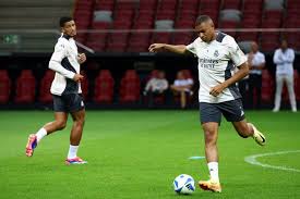 将在国际舞 将在国际舞